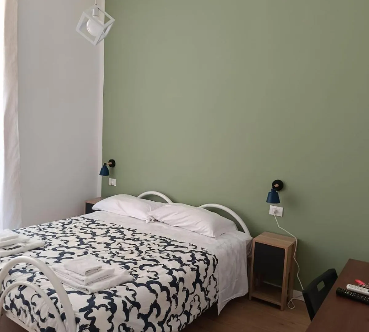 Residence E Appartamenti Rosaroll Naples Guest house