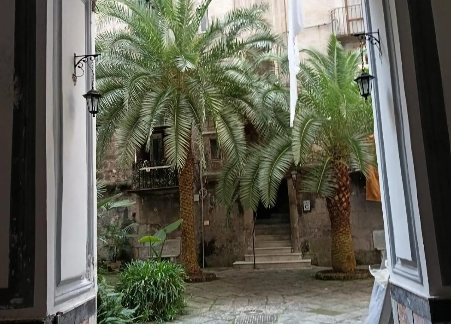 Residence E Appartamenti Rosaroll Naples 0*,  Italy