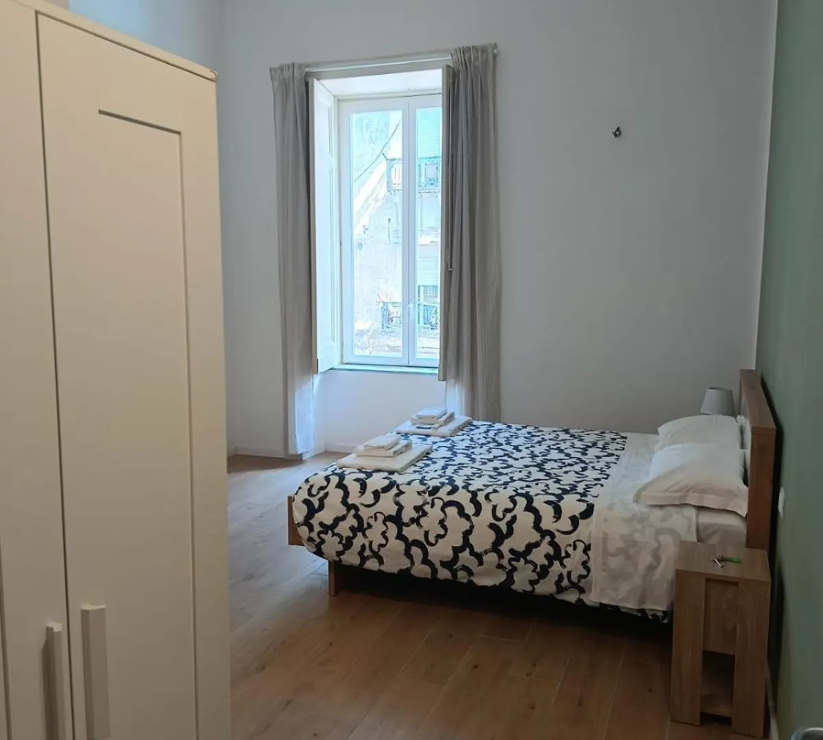 Residence E Appartamenti Rosaroll Naples