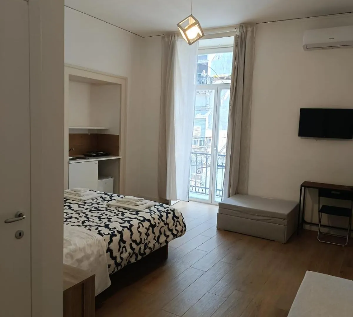 Residence E Appartamenti Rosaroll Napoli